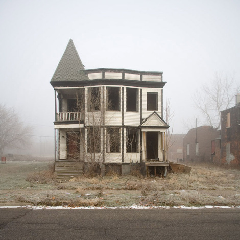 100_abandoned_7